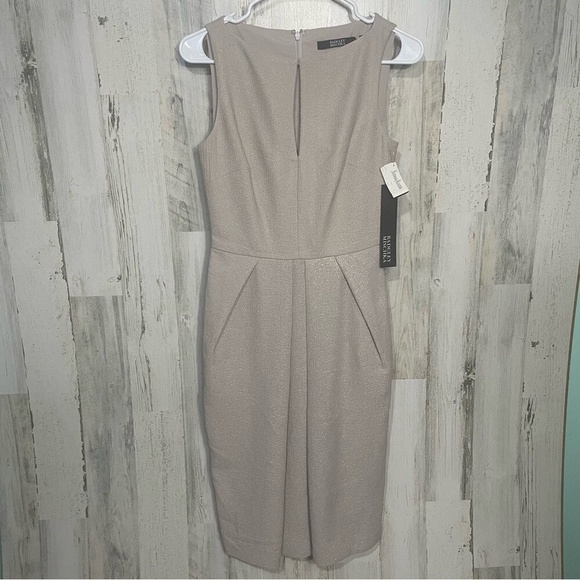 Badgley Mischka Champagne Gold Metallic Keyhole Sheath Dress size 0 NWT Party - Picture 1 of 11